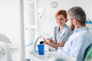patient asking dentist questions 